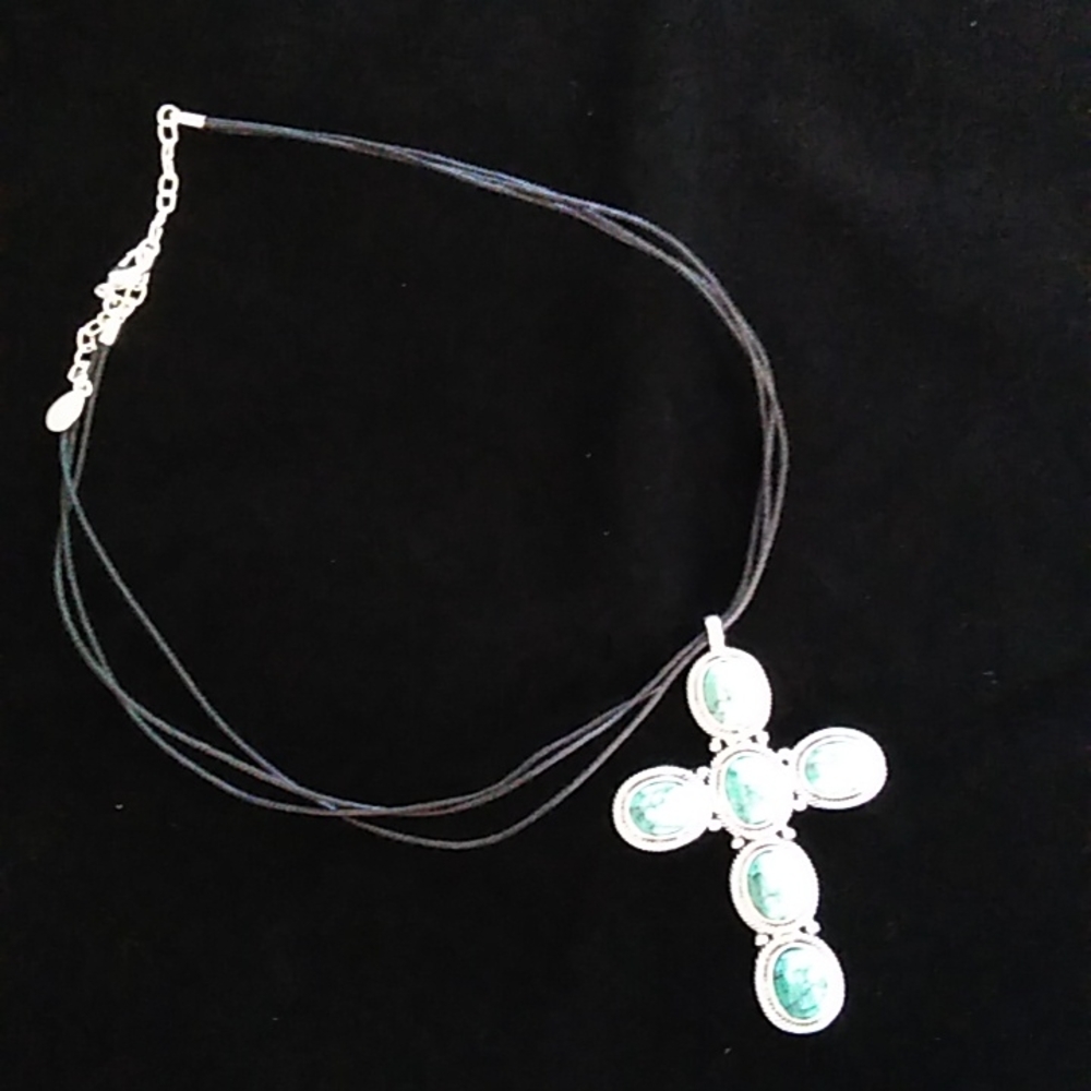 Cross Necklace***HOST PICK*** 08/28
